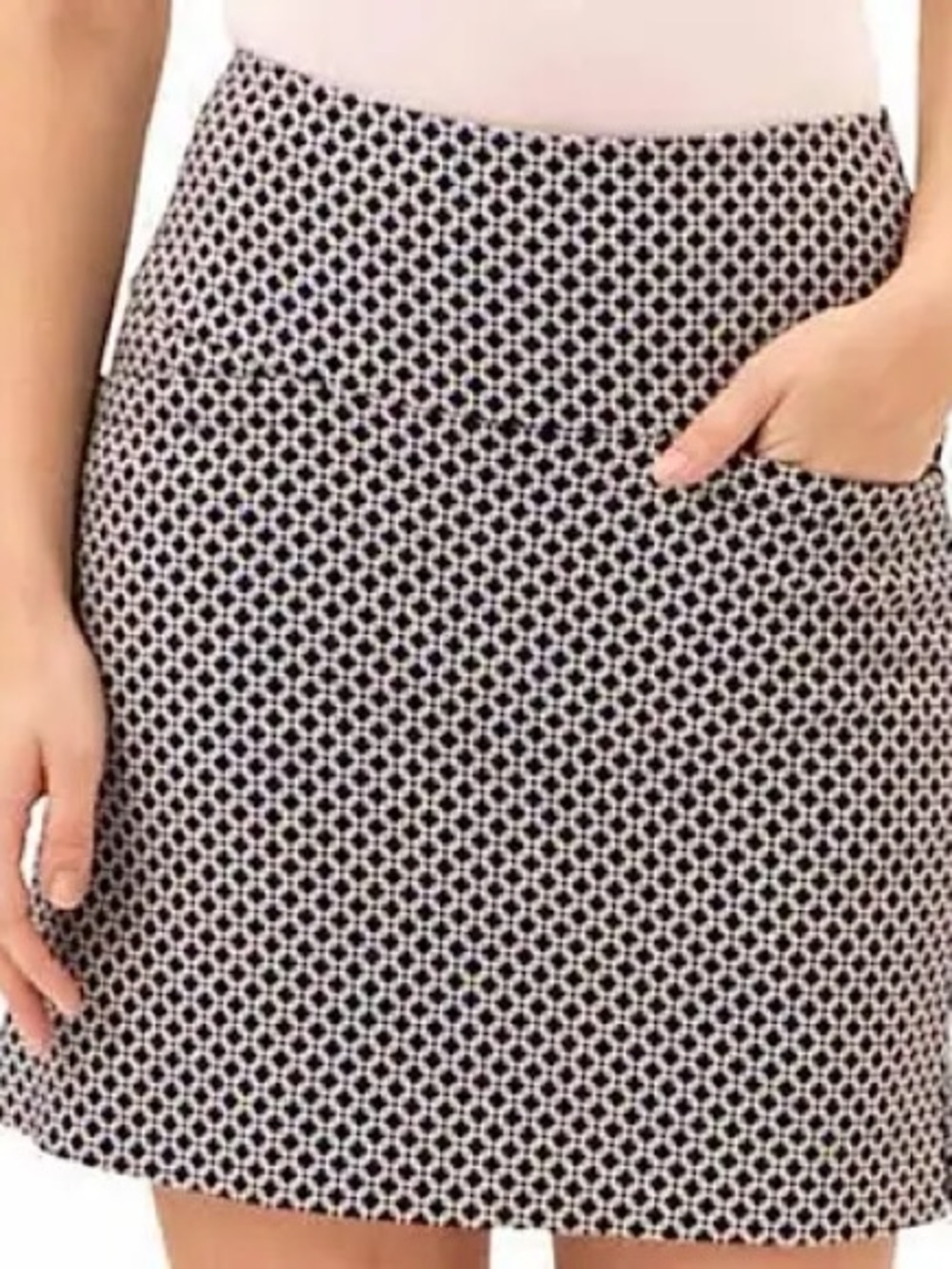 Black and White Geometric A-Line Skort